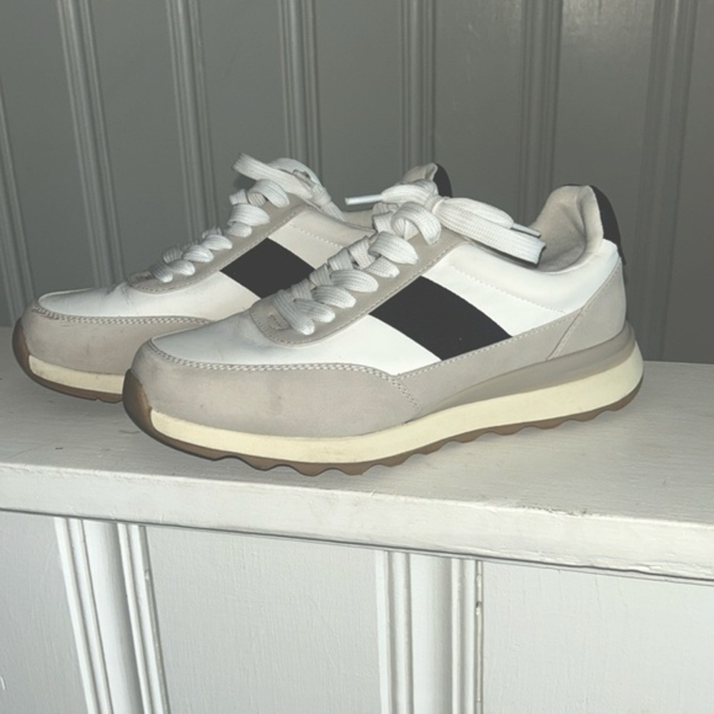 Dolce Vita White Gray Sneakers with Black Accent